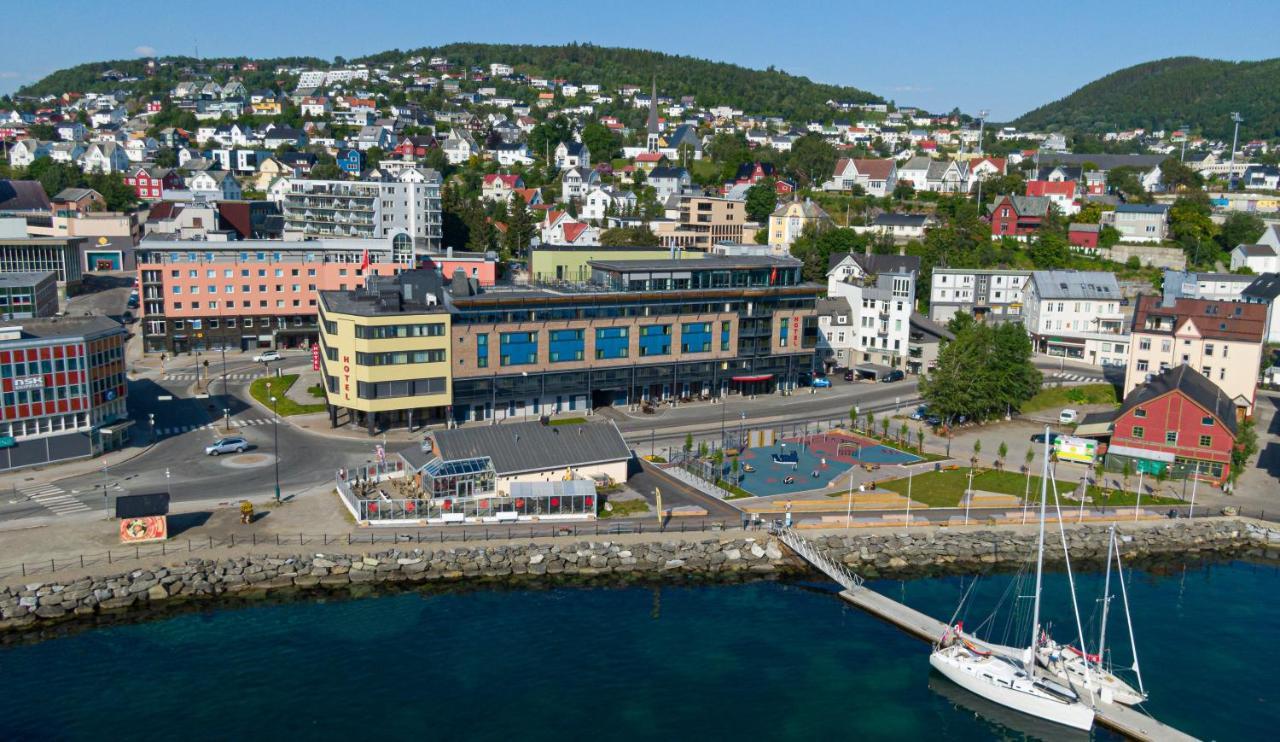 Thon Hotel Харстад Экстерьер фото