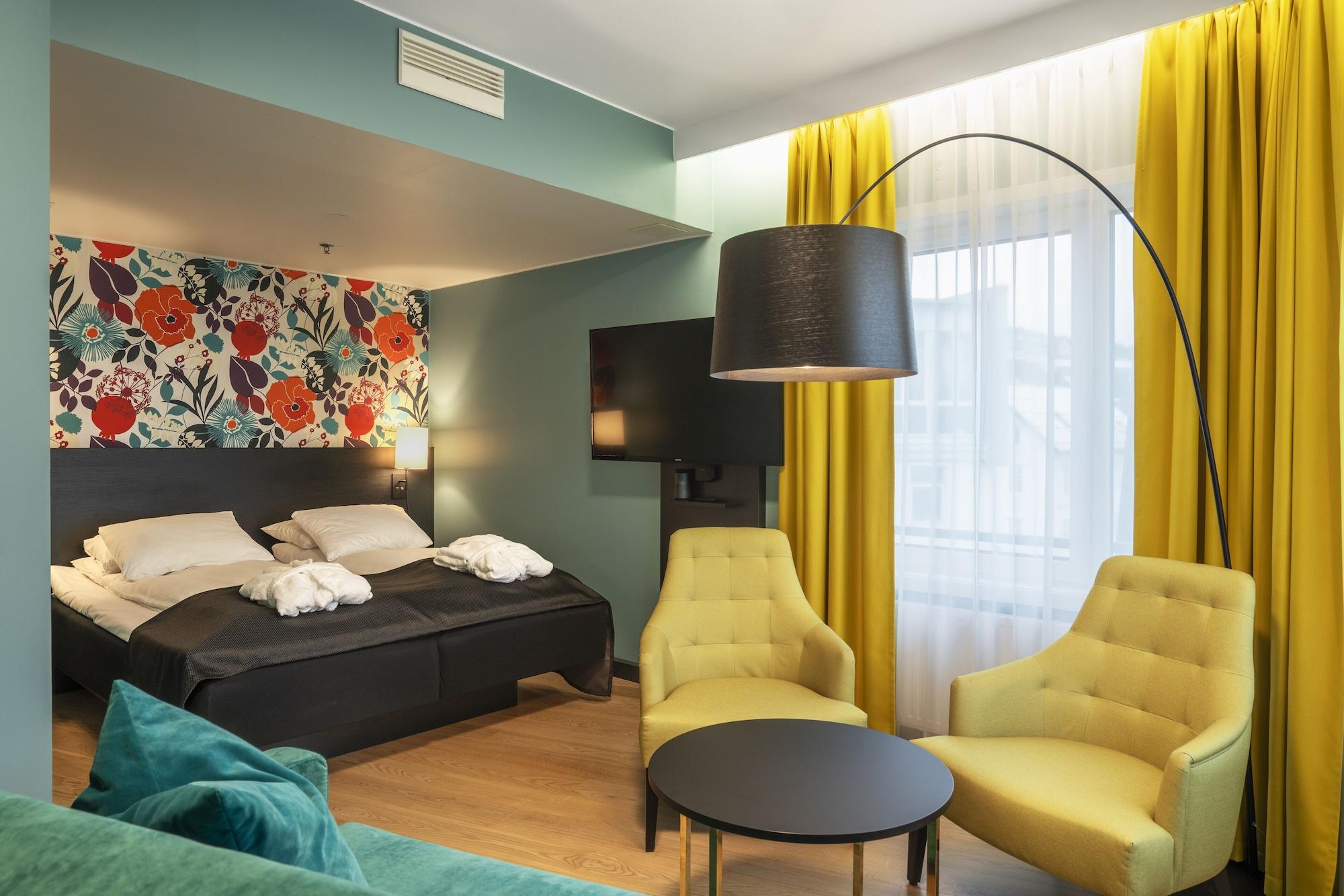 Thon Hotel Харстад Экстерьер фото