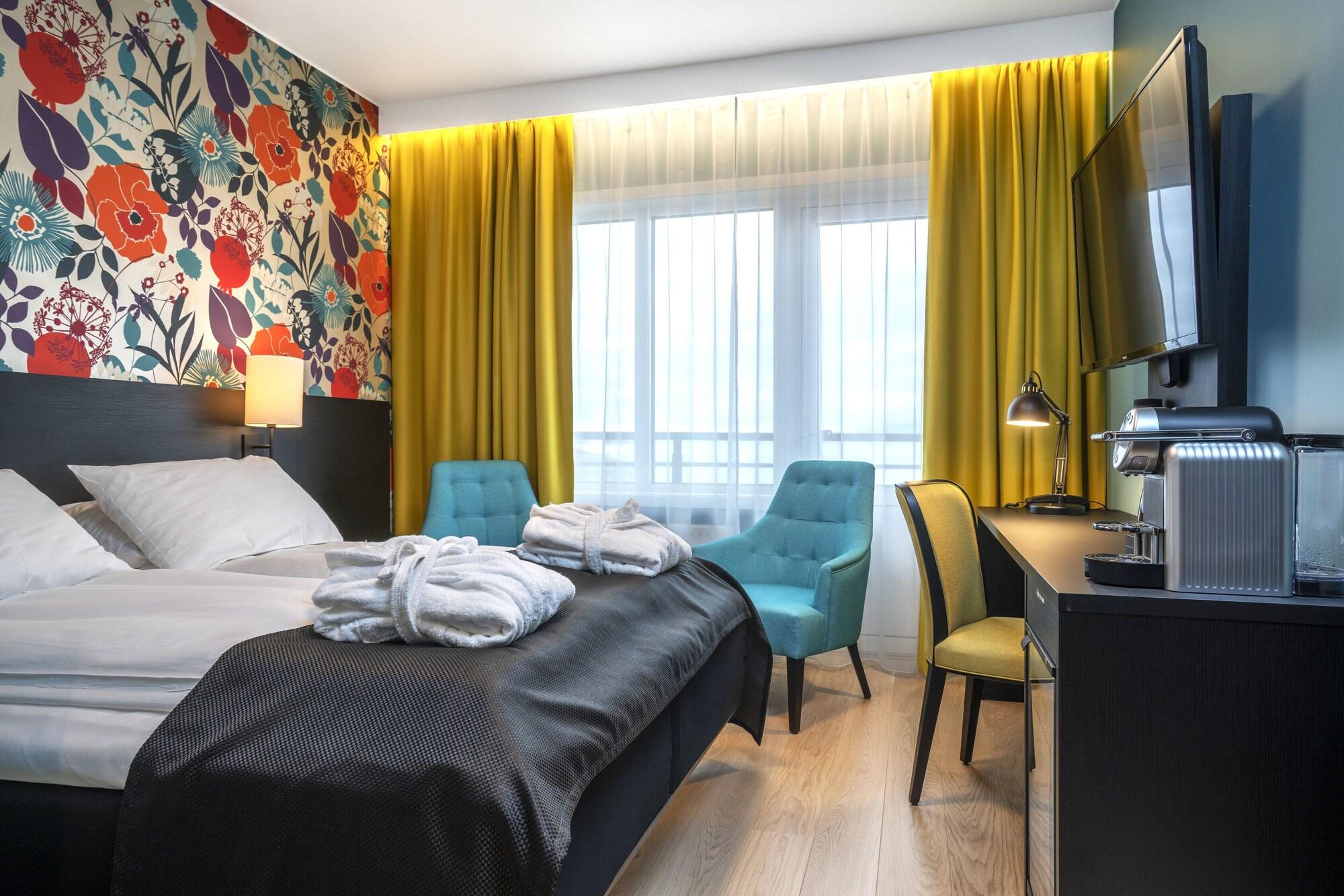 Thon Hotel Харстад Экстерьер фото